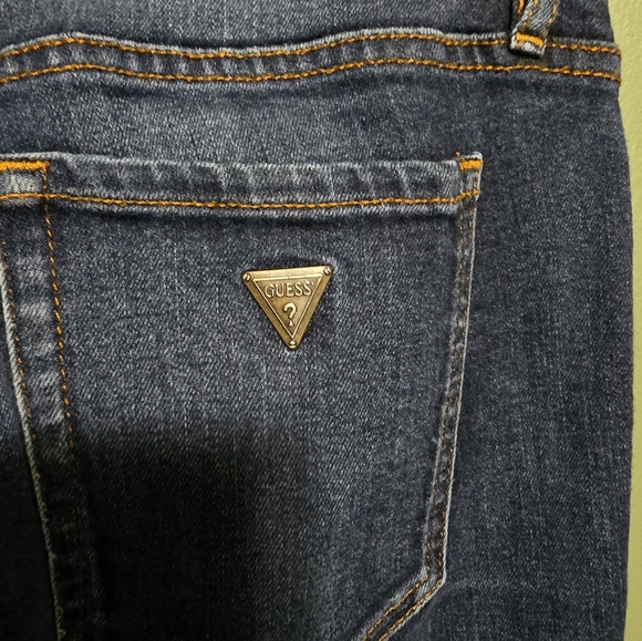 #240 Women's Guess Curvy Sophia Skinny Jeans - Picture 7 of 10